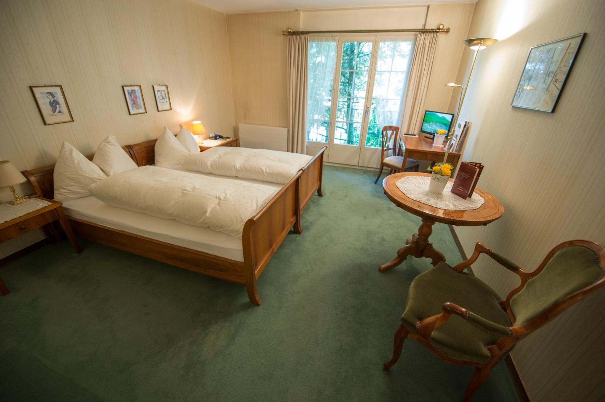 Romantik Hotel & Restaurant Sternen Kriegstetten Cameră foto